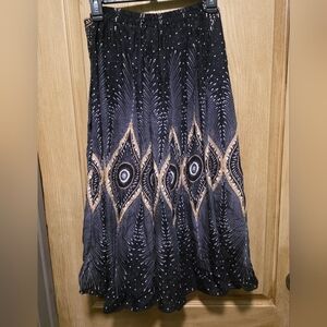 Elegant Black and Gold Wide Leg Pants